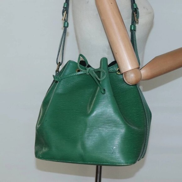 LOUIS VUITTON Epi Petit Noe Shoulder Bag Green M44104 LV Auth 134513 - Picture 1 of 14